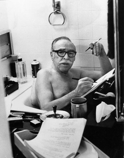 Screenwriter Dalton Trumbo writing in the bath - from Grand Junction, CO. Dalton Trumbo, Writer's Office, Writers Desk, Dangerous Minds, Silly Photos, Life Routines, Roman Holiday, Film School, Writing Space