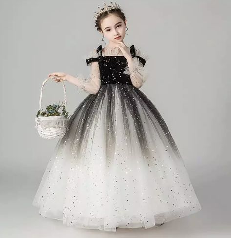 Gaun Tulle, Baby Fancy Dress, Frocks For Kids, Wedding Dresses High Low, Ikkat Dresses, Saree Wearing Styles, Long Gown Design, Luxury Birthday, Sparkly Prom Dresses