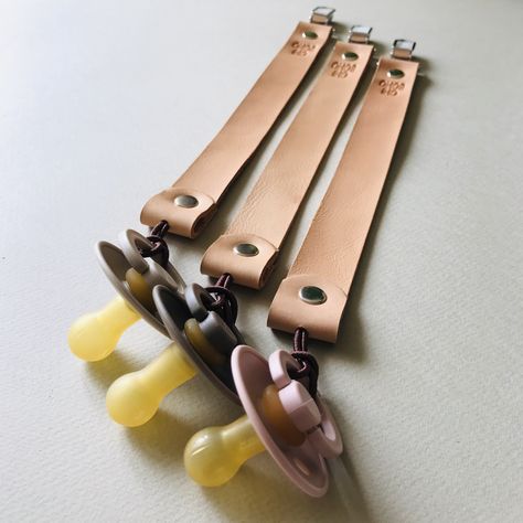 Pacifier Crochet, Leather Pacifier Clip, Leather Ideas, Pacifier Clips, Leather Crafts, Small Projects, Leather Baby, Pacifier Clip, Leather Projects