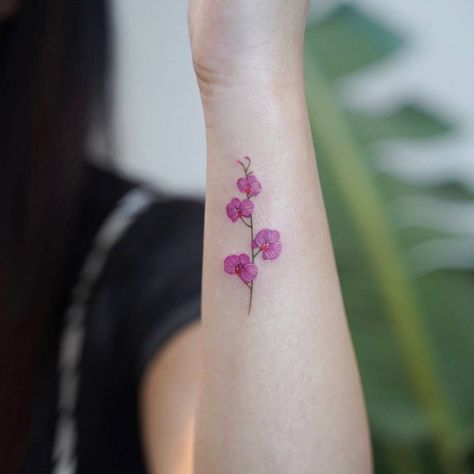 Orchid Tattoos, Molecule Tattoo, Flowers Orchids, M Tattoos, Orchid Tattoo, Watercolor Nature, Anklet Tattoos, Tattoos For Women Flowers, Omerta Tattoo