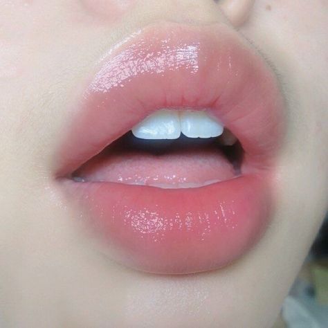 Lips Inspiration, Perfect Lips, Lana Del Ray, Beautiful Lips, Dream Body, Pretty Makeup, Cute Makeup, Aesthetic Makeup, Perfect Body