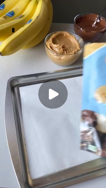 Hannah Gray | One Sweet Mama on Instagram: "🍌 knock off these frozen chocolate peanut butter banana bites!  1. Peel and slice up your bananas, place in a single layer on parchment paper. Freeze 10 minutes.  2. Microwave peanut butter until fluid, around 40 seconds. Dip each banana slice in peanut butter and put back into freezer until firm, 15-20 minutes.  3. Dip into melted chocolate. If using baking chips, add a teaspoon of vegetable oil or coconut oil to help with dipping.  Store in the freezer and enjoy frozen!  #chocolatepeanutbutter #frozenfood #healthydessert #chocolatebanana" Frozen Banana Peanut Butter Chocolate, Frozen Chocolate Covered Bananas, Chocolate Peanut Butter Banana Bites, Frozen Banana Recipes, Banana Dip, Baking Chips, Peanut Butter Bites, Chocolate Covered Bananas, Peanut Butter Nutella