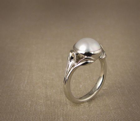 Carved leaf motif; 18K and mabe pearl solitaire Silver Pearl Ring For Women, Mabe Pearl Rings, Couple Snap, Pearl Ring Design, Man Gold Bracelet Design, Silver Anklets Designs, Stone Ring Design, Silver Pearl Ring, Mens Silver Jewelry