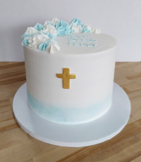 Blue ombre buttercream tall tier with a fondant gold cross. Simple and elegant. #baptismcake #christening #boy #Blue Christening Cake Boy Simple, Baptismal Cake Boy One Layer, Baptism Boy Cake, Conformation Party, Confirmation Cakes For Boys, Baptismal Cake Boy Simple, Simple Baptism Cake, Boy Christening Cake, Christening Cake Designs