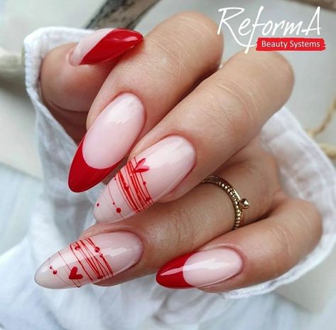 40+ Creative Valentine's Day Nail Art Ideas Vday Nails, Valentine Nail Art, February Nails, Nail Designs Valentines, Makijaż Smokey Eye, Stick On Nails, Manicure Y Pedicure, Heart Nails, Valentine's Day Nails