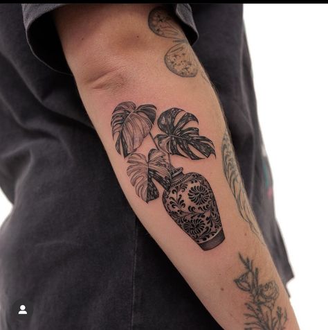 Mexican Plant Tattoo, Vase With Plant Tattoo, Blackwork Vase Tattoo, Vase Tattoo Ideas, Traditional Spanish Tattoo, Cool Plant Tattoos, Tattoo Ideas To Cover Up Another Tattoo, Pot Of Greed Tattoo, Flower And Vase Tattoo