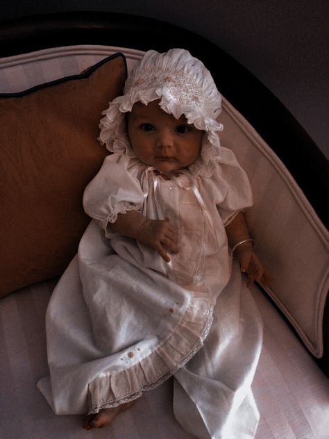 Royal Baby Aesthetic, Medieval Royal Family Aesthetic, Royal Children Aesthetic, Travancore Royal Family, Medieval Baby Aesthetic, Medieval Childhood Aesthetic, Baby Number 2, Queen Aesthetic, Royalty Aesthetic