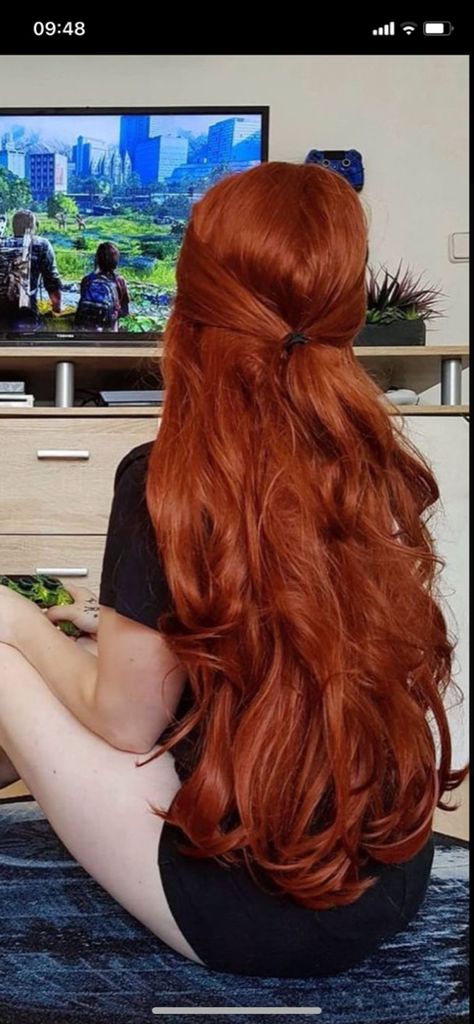 Red Hair Cowgirl Aesthetic, Waist Length Red Hair, Carrot Ginger Hair, Blond Ginger Hair, Orange Brown Hair Color, Natural Orange Hair, Red Hair With Blonde Underneath, Fire Orange Hair, Deep Ginger Hair