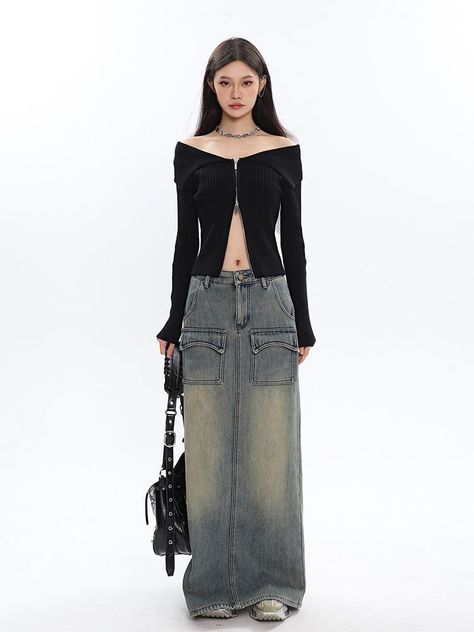 Aria Black Vintage Split Denim Midi Long Jeans Skirt - S / Denim blue Jean Skirt Long Outfits, Denim Skirt Y2k Outfit, Long Blue Skirt Outfit, Outfit With Denim Skirt, Denim And Black Outfits, Acubi Skirt, Long Jeans Skirt Outfit, Blue Black Outfit, Hip Outfits