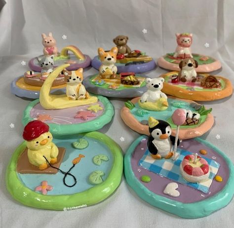 Baked Clay Crafts Ideas, Clay Nick Nacks, Craft Ideas Painting, Model Magic Clay Ideas Aesthetic, Cute Clay Projects Ideas, Ceramic Cute Ideas, One Piece Clay Art, Clay Date Inspo Pics, Aesthetic Clay Crafts