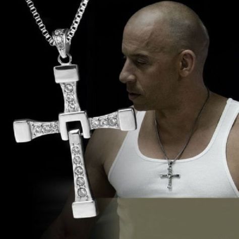 Fast and Furious Vin Diesel Necklace ~Free Shipping!!!~ Dominic Toretto, Mens Cross Necklace, Gold Chains For Men, Rhinestone Cross, Metal Fashion, Vin Diesel, Expensive Jewelry, Silver Plated Necklace, Mens Pendant