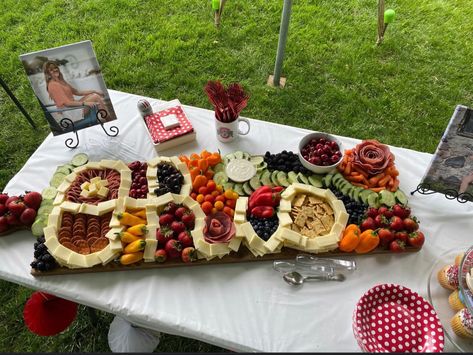 Penn State Charcuterie Board, Ohio State Snacks, Ohio State Themed Party, Ohio State Party Food, Ohio State Charcuterie Board, Ohio State Tailgate Food, Ohio State Party Ideas, Football Birthday Food Ideas, Ohio University Graduation Party Ideas