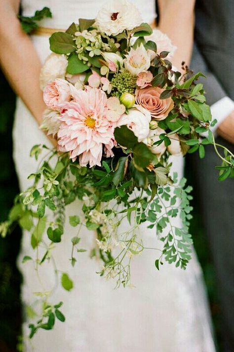 Beautiful Cascading Bridal Bouquet Which Includes: Peach, Cream, Champagne Florals + Several Varieties Of Greenery & Foliage Loose Bouquet, Bridal Bouquet Summer, Peach Wedding Flowers, Spring Wedding Bouquets, Theme Nature, Cascade Bouquet, Blush Bride, Urban Wedding, Wedding Guide