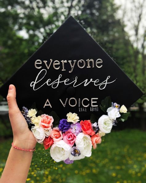 #slp #speech #graduation #cap #bibleverse #luke #voice #silent #rockscryout Slp Cap Decoration Graduation, Future Slp Graduation Cap, Asl Graduation Cap, Graduation Cap Designs Slp, Speech Therapy Graduation Cap, Slp Grad Cap, Slp Graduation Pictures, Speech Pathology Graduation Cap, Slp Graduation Cap