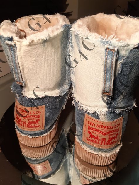 Diy Ugg Boots Makeover, Diy Ugg Boots, Boots Makeover, Diy Boots, Boots Diy, Crocs Fashion, Boot Collection, Custom Shoes Diy, Denim And Diamonds