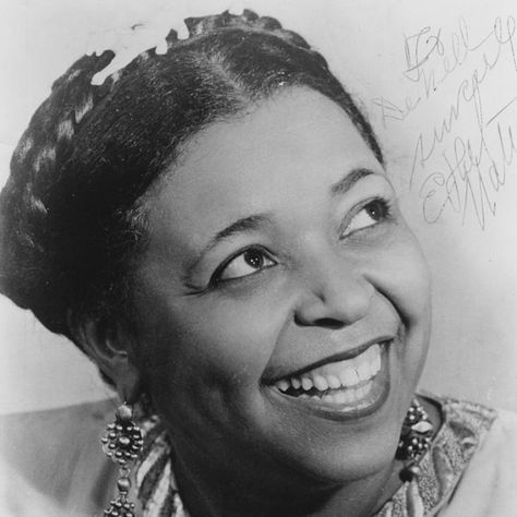 Ethel Waters Ethel Waters, Hollaback Girl, Slicked Back Ponytail, Beauty Crush, Black Actresses, Josephine Baker, Vintage Black Glamour, Beautiful Natural Hair, Hair Icon