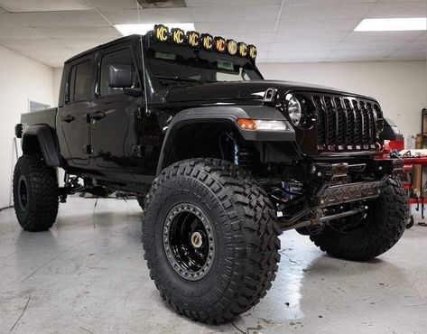 Saved by Bogart Black Jeep Truck, Jeep Truck Gladiator, Atv Vehicles, Expensive Lifestyle, Black Jeeps, Mopar Jeep, Auto Jeep, Jeep Baby, Badass Jeep