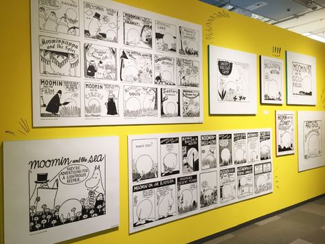 The unprecedented Moomin comic strips exhibition introduces the world of Moomins through 280 items - Moomin Moomin Comic, Comic Display, Moomin Mugs, Surealism Art, Museum Exhibition Design, Comic Book Shop, Design Comics, Tove Jansson, City Museum