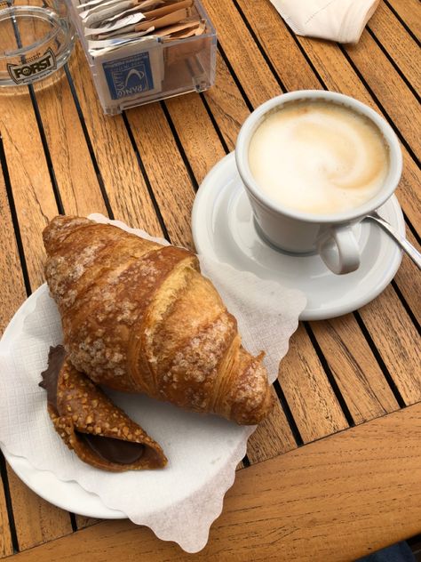 Picture of a cappuccino with a croissant and cannoli.

cafe, cafe in venice, latte, cappuccino, coffee, croissant, Italy, venice, europe, European summer, latte art, europe aesthetic, aesthetic food, cafe food, Italian breakfast, morning, instagram story, travel Instagram Story Travel, Summer Latte, Morning Instagram Story, Cafe Breakfast, Current Aesthetic, European Cafe, Breakfast Cafe, Food Italian, Italian Breakfast