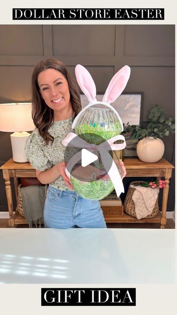 Tara Panasiuk on Instagram: "Cute Easter gift idea using Dollar Store bowls 🐰💕 This is so easy to do! Just grab two large and two small plastic bowls from the Dollar Store. Fill them up with Easter grass and goodies to give your recipient 🤗 Tape the sides and then tape the top and bottom together. Add a cute bow and bunny ears 😍 Fun for all ages! #eastergiftideas #giftideas #easterbasket #springinspo" Dollar Store Easter Basket Ideas, Magnolia Mercantile, Diy Easter Baskets, Small Easter Gifts, Easter Inspiration Decor, Handmade Easter Basket, Homemade Easter Baskets, Diy Easter Basket, Springtime Crafts