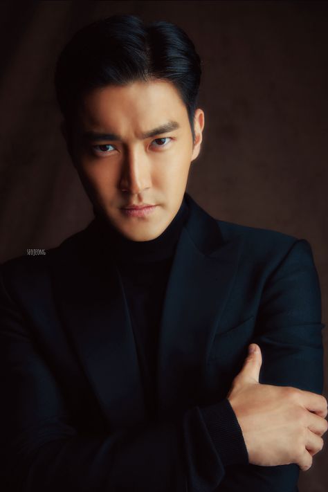 Lee Tae Hwan, Choi Si Won, Siwon Choi, Skip Beat, Choi Siwon, Top Korean, Last Man Standing, Korean Star, Runway Trends