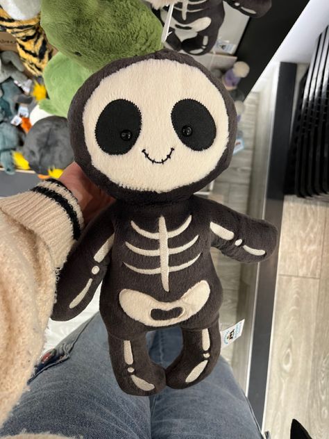 Skelanimals Aesthetic, Skeleton Jellycat, Jelly Cat, Fall Feels, Cute Stuffed Animals, Birthday Wishlist, Quirky Gifts, Autumn Cozy, Cute Plush