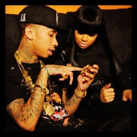 Tyga  Blac Chyna Black Chyna, Love Pain, Blac Chyna, Bonnie Clyde, Love Her, Bangs, Funny Pictures, Celebrities, Memes