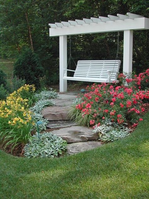 garden design ideas Garden Pergolas, Pathway Landscaping, Backyard Swings, Garden Swing, Have Inspiration, Creative Gardening, Memorial Garden, Healthy Environment, Garden Structures