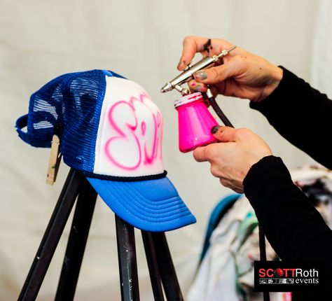 Airbrush Clothing, Airbrush Hat, Airbrush Clothes, Bat Mitzvah Photography, Graffiti Party, Gay Style, Neon Graffiti, Art Hats, 16th Birthday Ideas