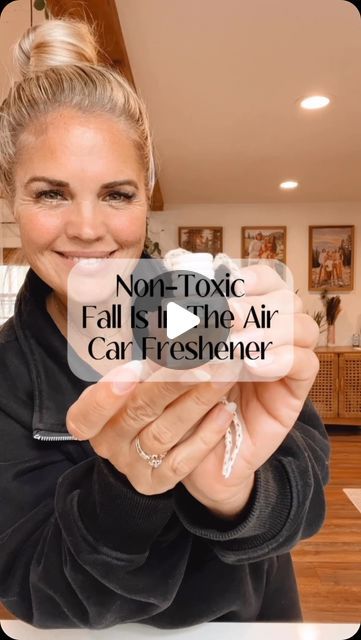 CRYSTAL IRISH || Health + Wellness on Instagram: "🚗🍂 DIY Fall Car Freshener – Bring Cozy Vibes on Every Ride! 🍂🚗

Ready to take the cozy fall vibes on the road? 🍁✨ This DIY non-toxic car freshener will have your car smelling like a crisp autumn day with just a few easy steps! Say goodbye to artificial air fresheners and hello to natural, feel-good scents using doTERRA essential oils. 🌿🚗

🌿This post should bring fun, cozy, and feel-good vibes for anyone looking to freshen up their car for fall in a natural, non-toxic way!

✨What you need:
8 mL glass diffuser freshener 
Your fav fall scent dōTERRA Essential oils
I am using Grapefruit and Lime

Add your essential oils to your glass bottle, add cap, tilt and watch the oils disperse to the top. Now place where you need an air freshener, Diy Oil Diffuser Air Freshener, How To Use Essential Oils Air Freshener, Diy Car Scent, Diy Car Diffuser Essential Oils, Car Freshener Diy, Natural Air Freshener Diy, Best Car Freshener, Diy Car Air Freshener, Diy Oil Diffuser