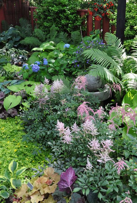 Shade Garden Ideas, Shade Garden Design, Shade Gardening, Shade Garden Plants, Garden Shade, Shade Gardens, Three Dogs, Shade Perennials, Woodland Garden