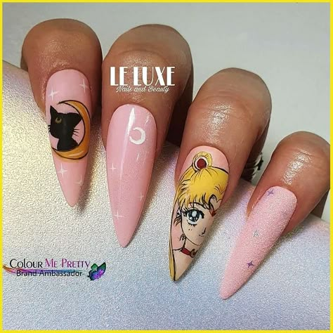 Sailor Moon Nails Art, Sailor Venus Nails, Sailor Moon Acrylic Nails, Nail Art Portrait, Sailor Mars Nails, Pink Moon Nails, Sailor Moon Nails Acrylic, Sailor Moon Nails Design, Nails Art Anime