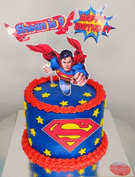 Superman Cake Ideas, Superman Themed Birthday Party, Superman Birthday Party Cake, Superman Theme Cake, Bolo Do Superman, Superman Birthday Cake, Superman Cake, Superman Birthday Party, Superman Cakes