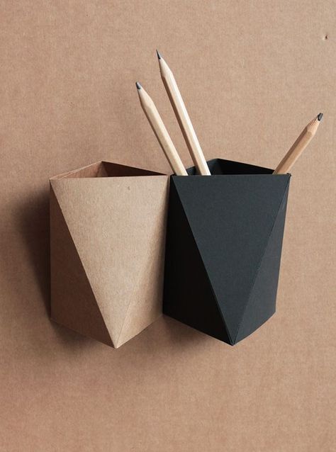 cool origami looking pencil holder hanging on the wall, good for a home office  #origami  #homedecor Origami Kutu, Office Desk Gifts, Desk Pen Holder, Box Origami, Box Desk, Desk Gifts, Diy Pencil, Origami Box, Pencil Cup