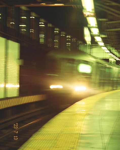 Subway Night Aesthetic, Subway Train Aesthetic, 90s Nyc Aesthetic, Problematic Aesthetic, New York Subway Aesthetic, Sonder Aesthetic, Urban City Aesthetic, Train Tracks Aesthetic, Sydney Adamu