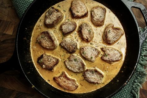 Pork Marsala: Tenderloin Medallions with a Mustard-Cream Sauce Pork Marsala, Pork Tenderloin Medallions, Baked Bbq Ribs, Mustard Pork Tenderloin, Mustard Cream Sauce, Marsala Sauce, Marsala Recipe, Pork Medallions, Savoury Recipes