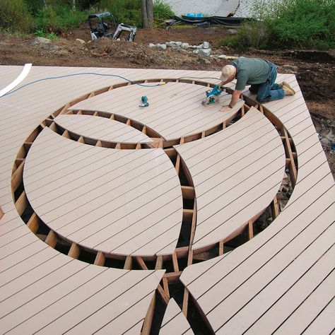 Wood Deck Patterns, Wooden Decking Ideas, Deck Patterns Design, Curved Decking Ideas, Circular Decking Ideas, Diagonal Decking, Deck Flush With Ground, Circular Deck, Decking Designs