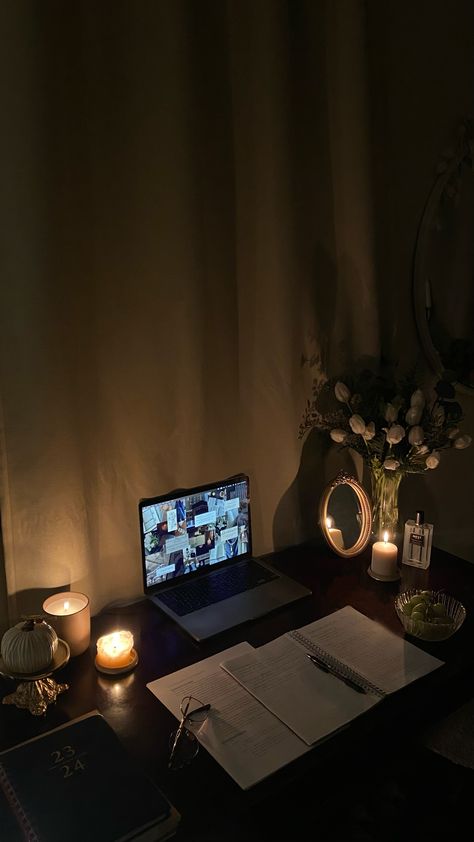 #desk #aesthetic #dark #study Brown Study Table Decor, Flowers On Desk Aesthetic, Study Aesthetic Dark Academia, Study Desk Aesthetic Dark, Brown Study Table Aesthetic, Dark Desk Aesthetic, Desk Aesthetic Dark, Brown Desk Aesthetic, Vintage Study Table