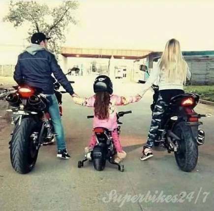 Biker Family, Motorcycle Baby, Motorcycle Wedding, Bike Couple, Biker Couple, Motorcycle Couple, Baby Bike, Dirt Bike Girl, Bike Photoshoot