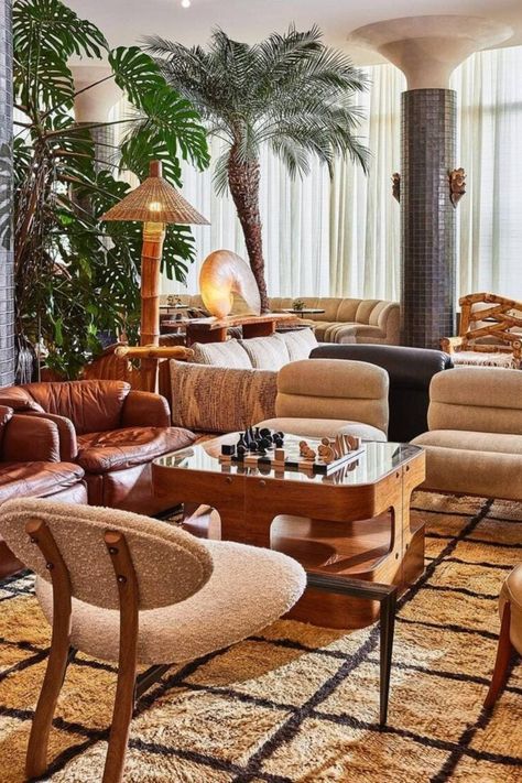 KELLY WEARSTLER: 10 LUXURY INTERIOR DESIGN PROJECTS! Santa Monica Proper Hotel, Proper Hotel, American Interior, Interior Design Work, Hotel Interior Design, Interior Items, Kelly Wearstler, Top Interior Designers, Hotel Interior