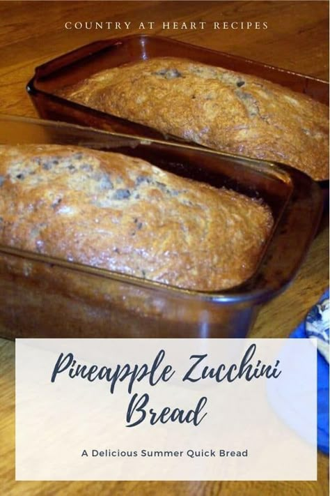 Sweet Bread Meat, Pineapple Zucchini Bread, Zucchini Pineapple Bread, Zucchini Pineapple, Easy Zucchini Bread Recipes, Moist Zucchini Bread, Zucchini Recipes Dessert, Easy Zucchini Bread, Best Zucchini Bread