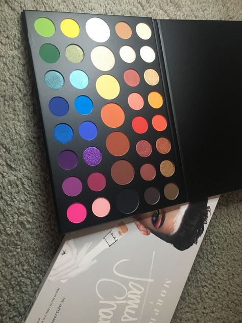 James Charles Morphy palette!!!! James Charles Palette, Cute Eyeshadow Looks, James Charles, Blue Eyeshadow, Blue Pin, Cute Wallpaper Backgrounds, Eyeshadow Looks, Simple Makeup, Pin Collection