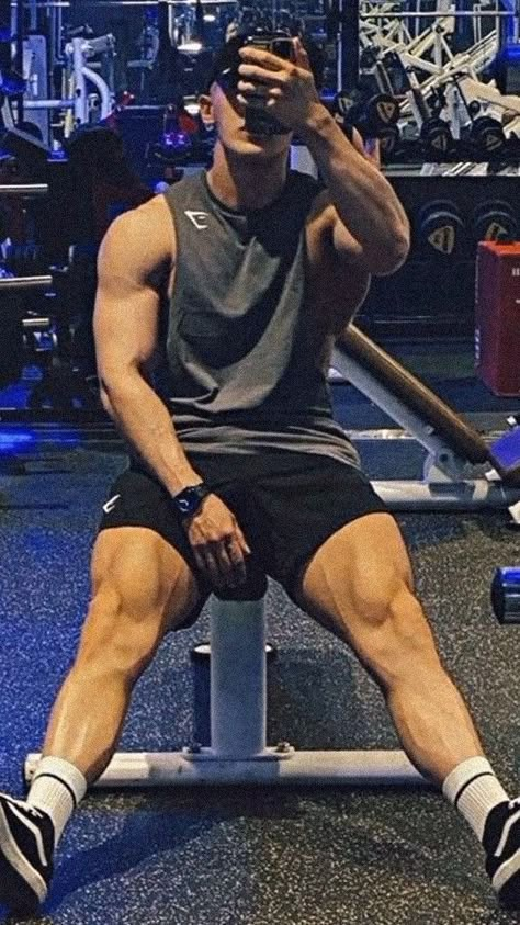 Wonho
Wonho monsta x
Lee Hoseok Gym Men Photography, Workout Outfits For Men, Gym Men Motivation, Fitness Aesthetics, Gym Icon, Andrew Huberman, Gym Aesthetics, Outfit Fitness, Gym Photography