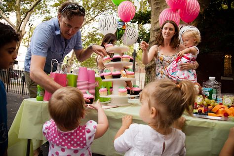 For kids lucky enough to have birthdays during the warmer months, an outdoor playground party not only can be a real cost-saver, but also it can be super fun and even (dare we say it?) easy to pull off. Check out our guide to giving your kid the best playground birthday party ever. --Christine Knight… Playground Birthday Party, Playground Party, Party At The Park, Party In The Park, Birthday Party At Park, Red Tricycle, 2nd Birthday Party For Girl, Park Birthday, Outdoors Birthday Party