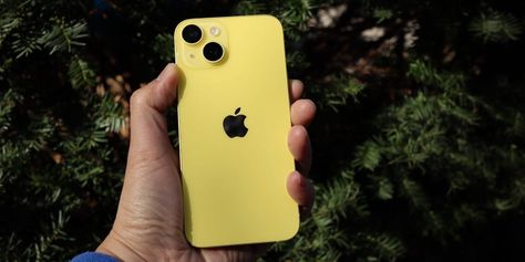 Dream Phone, Tech Aesthetic, Mens Journal, Yellow Iphone, Apple New, Matching Wallpaper, Digital Trends, New Wallpaper, Smart Phone