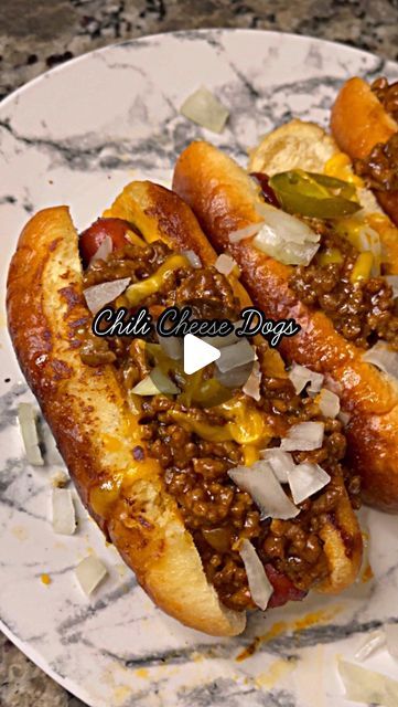 Tamia on Instagram: "It’s summer!! It’s okay to make some chili dogs!! Perfect for the summer! Would you eat this?👀 . . . . . . . . . #_cookingwithtamiaa_ #atlchefs #atlfoodies #foodiesofatl #stlchef #chilicheesedogs #homemademeals #ohiochefs #atlantabased #quickmeals" Homemade Chili Dogs, Chilli Hot Dogs, Chili Cheese Hot Dog Casserole, Chilli For Hotdogs, Chilli Dogs Recipe, Hotdog Chilli, Chili Hot Dogs, Chilli Cheese Dogs, Healthy Chilli