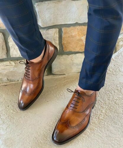 Brogues Men, Wingtip Shoes, Leather Formal Shoes, Brown Oxfords, Brown Leather Shoes, Business Shoes, Brogue Shoes, Brown Shoes, Leather Dress Shoes