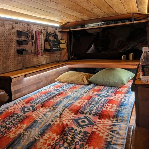 Adventure Van Interior, Kei Van Camper, Campervan Bedding, Camper Van Queen Bed, Kei Van, Trippy Camper Interior, Campervan Conversion, Home On Wheels, Van Build