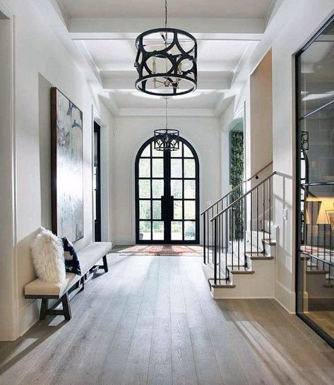 Top 80 Best Foyer Ideas - Unique Home Entryway Designs Foyer Ideas Entryway Modern Luxury, Large Entryway Ideas Foyers, Black Foyer, Modern Farmhouse Foyer, Belgium Style, Entrance Foyer Design, Foyer Ideas Entryway, Magnolia House, Spanish Interior