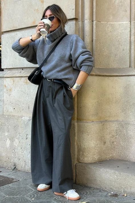 Turtle Neck Outfit Fall, Beige Turtleneck Outfit, Gray Turtleneck Outfit, Turtle Neck Outfit Women, Turtleneck Outfit Ideas, Weekend Style Women, Aesthetic Weekend, Styling Turtlenecks, Casual Chic Winter